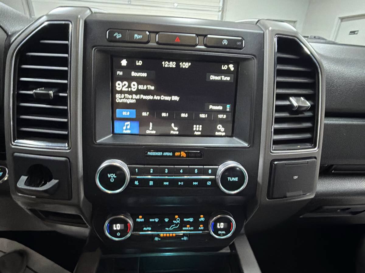 Used 2019 Ford Expedition Max XLT w/ Equipment Group 201A AWD/4WD image 19