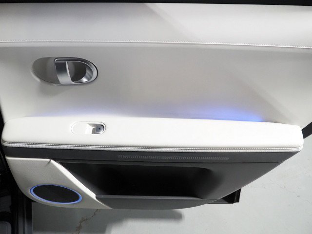 Used 2023 Hyundai Ioniq 5 Limited image 69