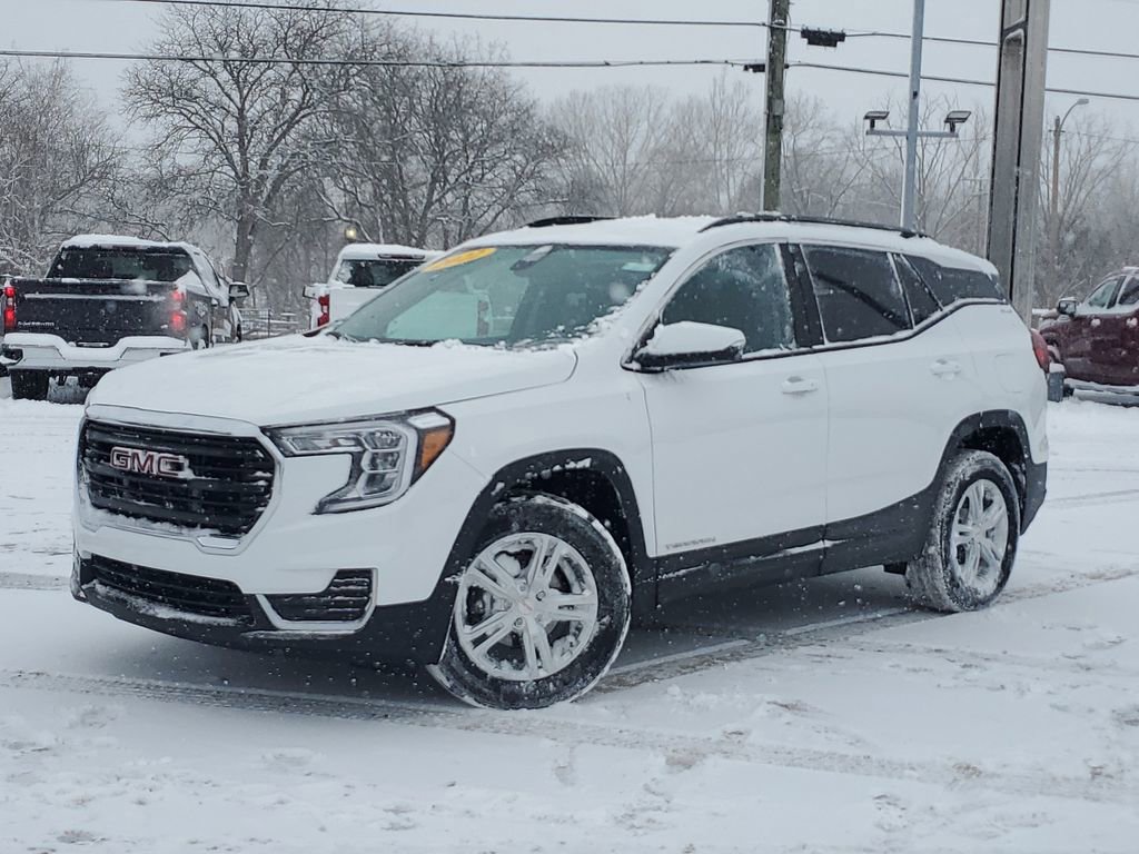Used 2022 GMC Terrain SLE w/ Driver Convenience Package image 26