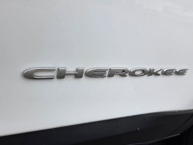 Used 2020 Jeep Cherokee Limited image 19