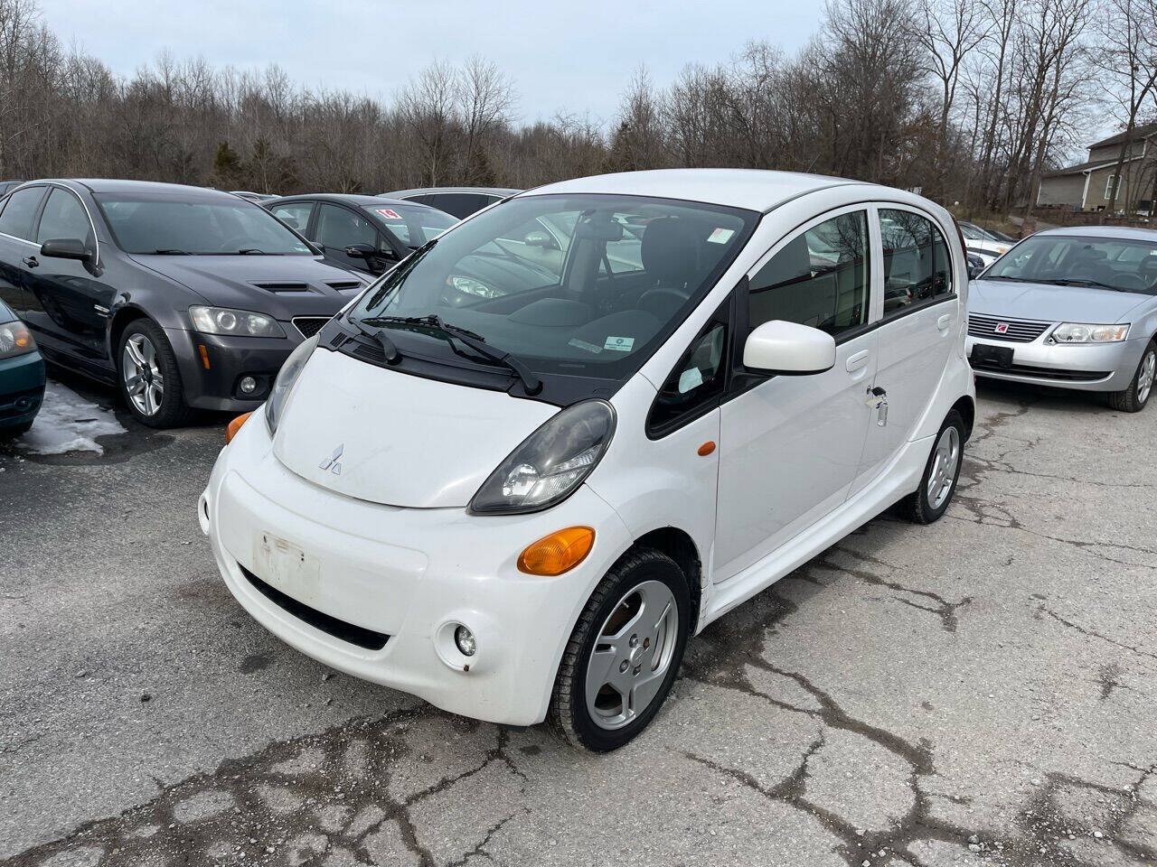 Used 2012 Mitsubishi i ES RWD image 2