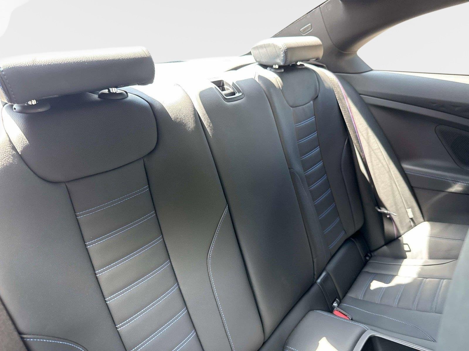 Used 2026 BMW M2 w/ Lighting Package RWD image 25