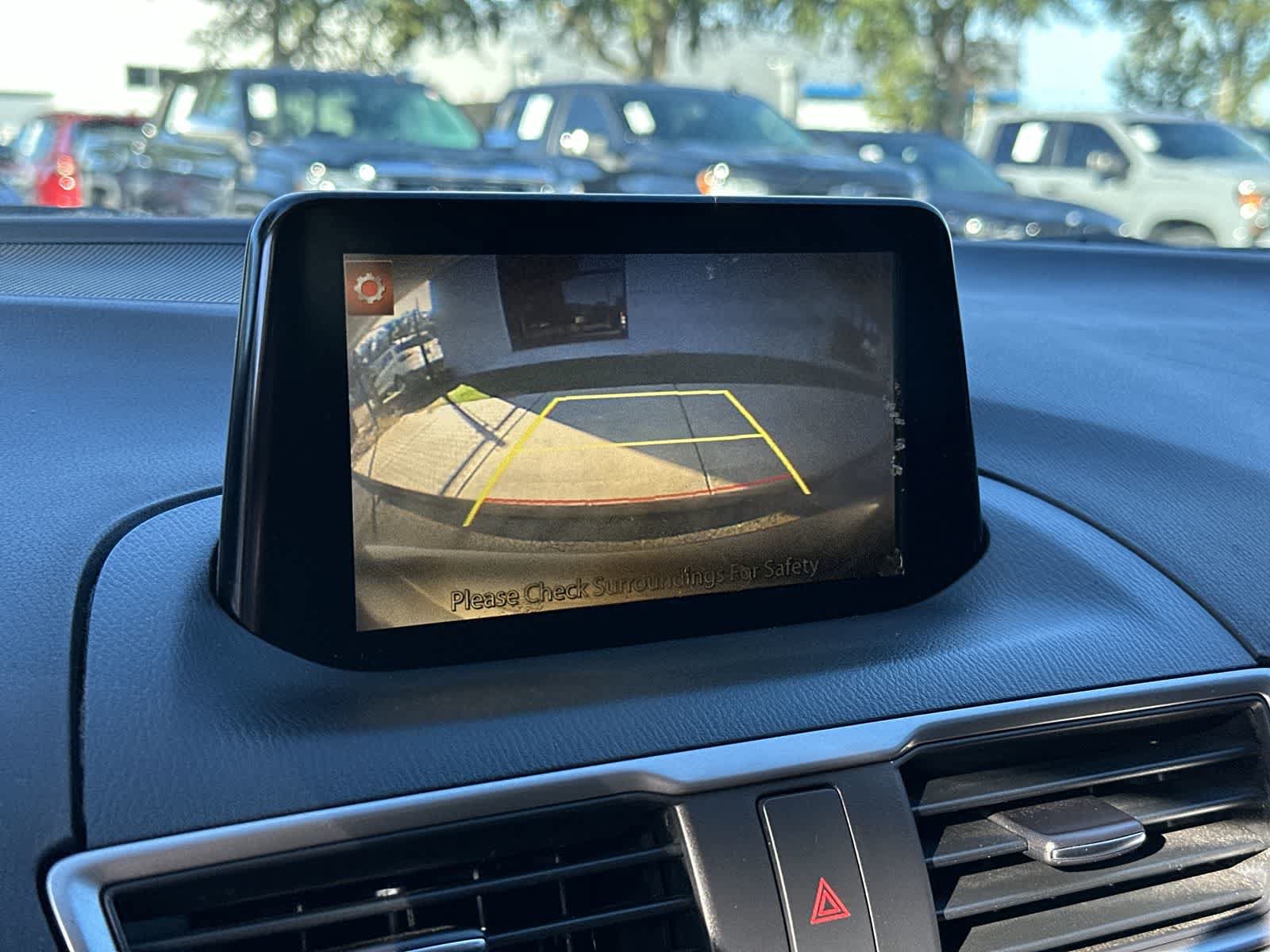 Used 2017 MAZDA MAZDA3 Sport FWD image 26