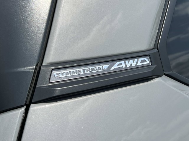 Used 2025 Subaru Forester Touring w/ Popular Package - Touring AWD/4WD image 14