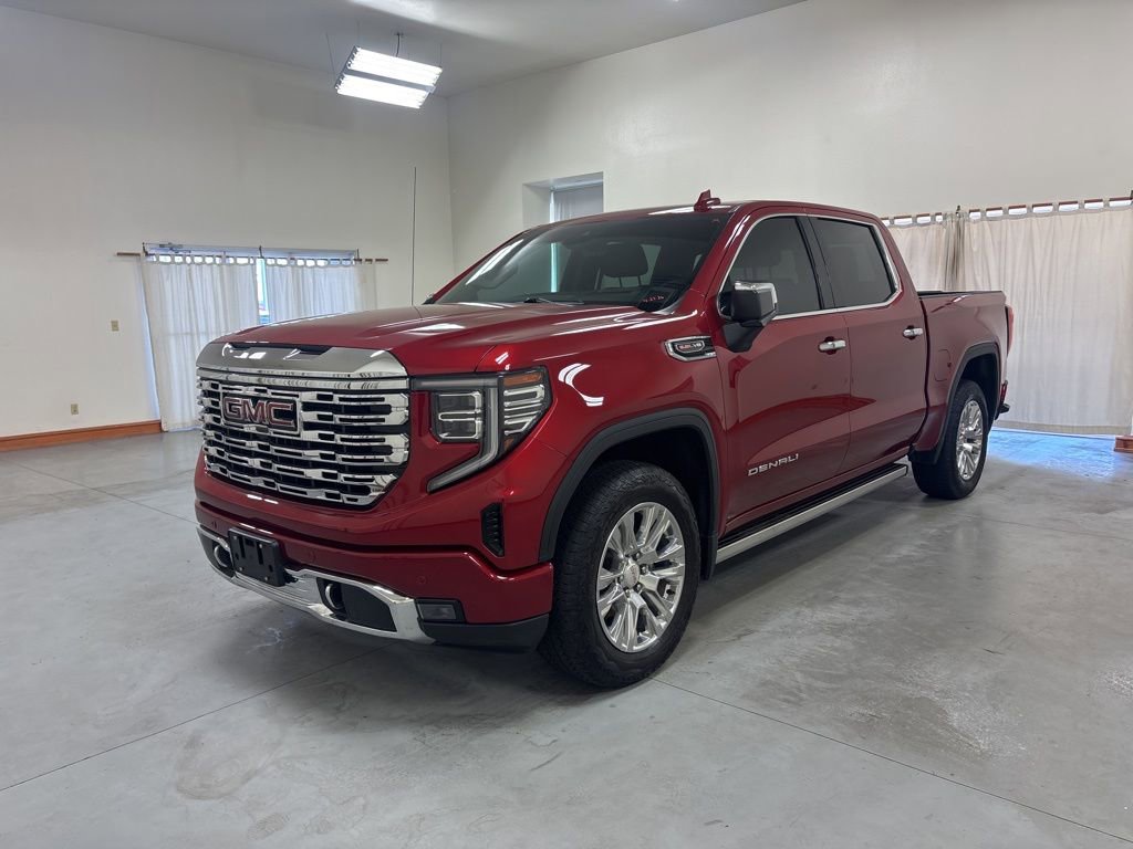 Used 2024 GMC Sierra 1500 Denali w/ Technology Package AWD/4WD image 4