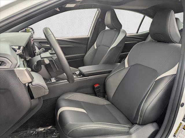 Used 2025 Toyota Camry SE FWD image 16