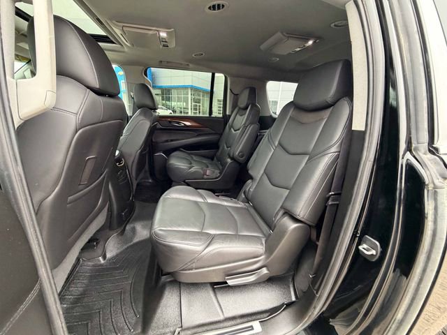 Used 2017 Cadillac Escalade ESV Premium Luxury AWD/4WD image 15