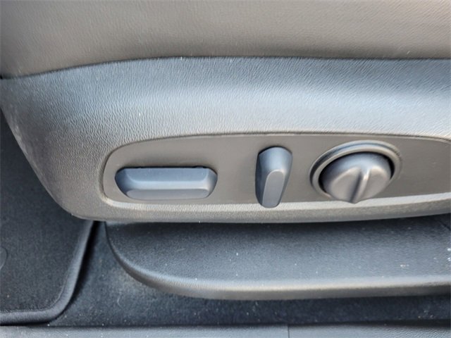 Used 2023 GMC Acadia Denali image 4