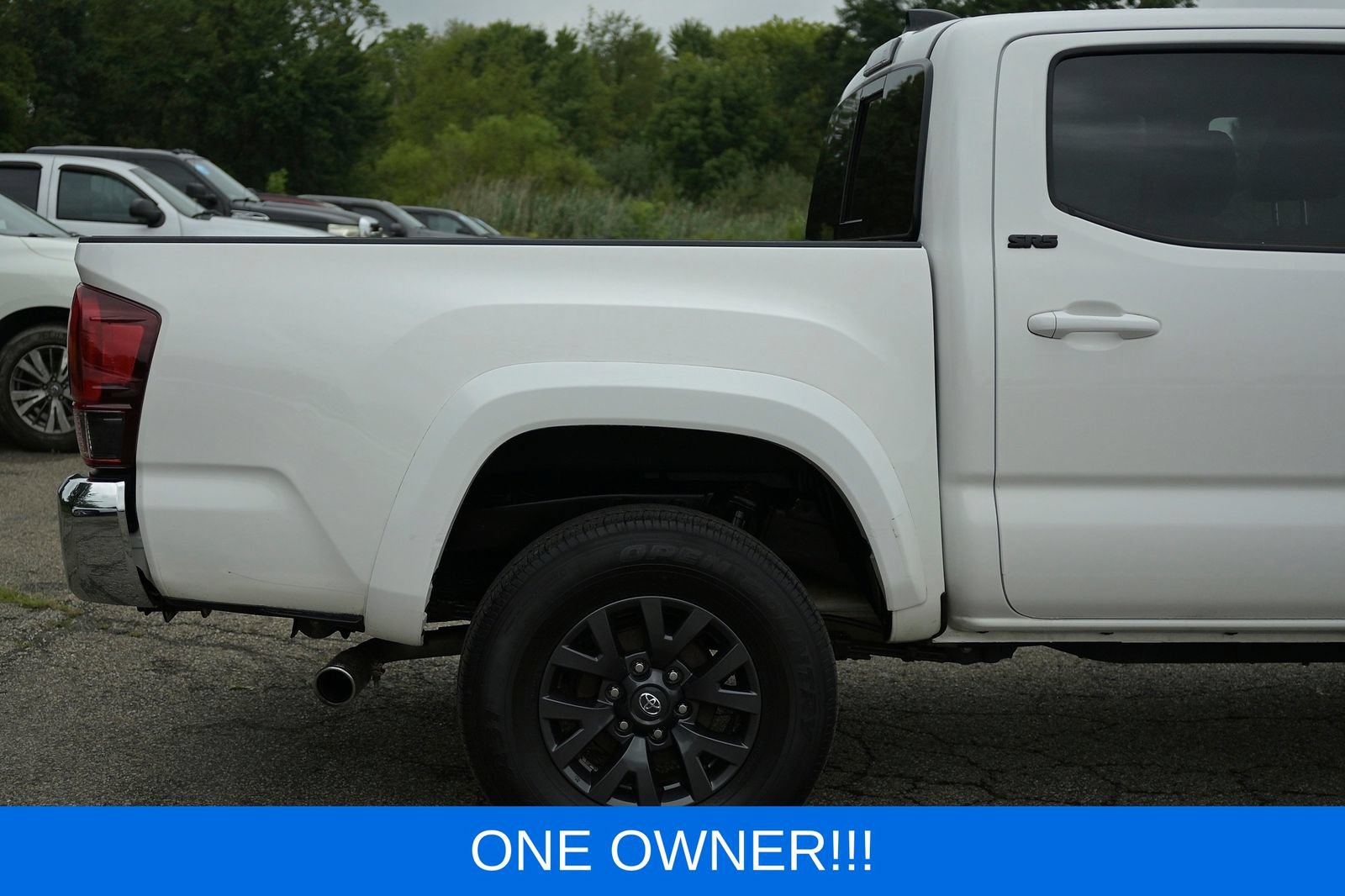 Used 2023 Toyota Tacoma SR5 AWD/4WD image 13