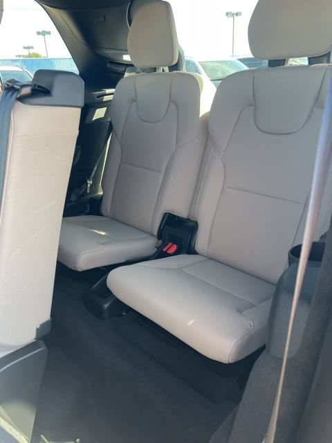 New 2026 Volvo XC90 B6 Plus w/ Protection Package Premier AWD/4WD image 26