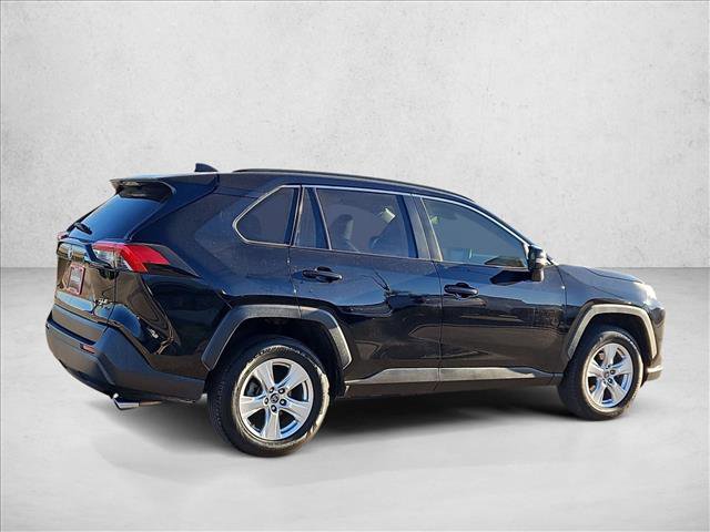 Used 2019 Toyota RAV4 XLE image 5