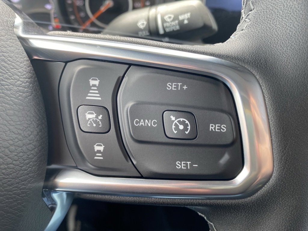 New 2025 Jeep Wrangler Sahara image 24