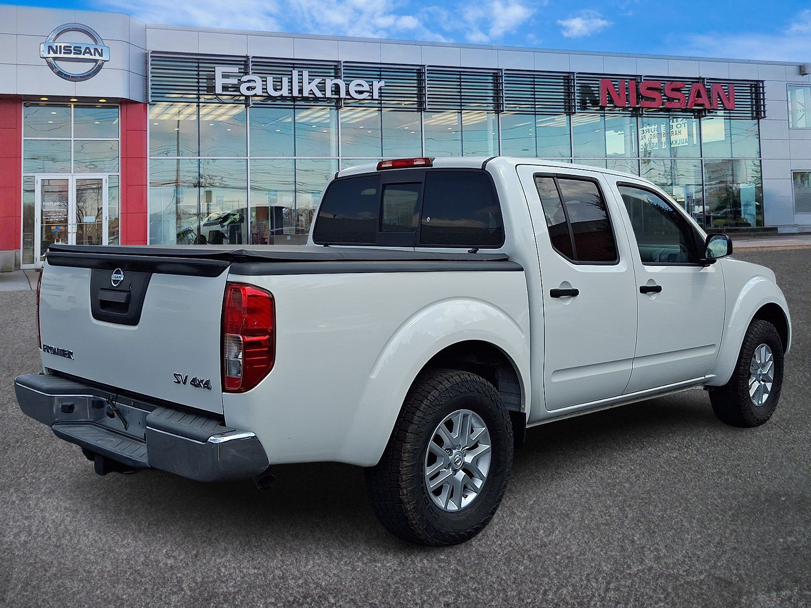 Used 2016 Nissan Frontier SV AWD/4WD image 6