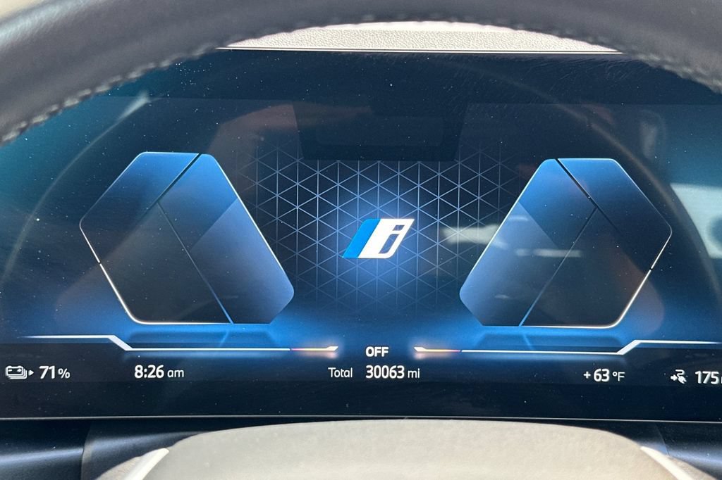 Used 2023 BMW i4 eDrive40 RWD image 29