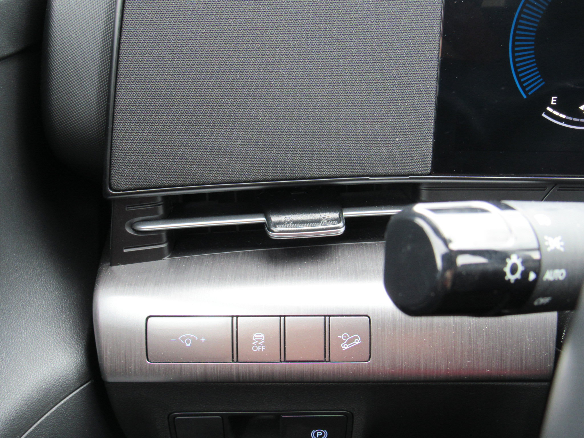 Used 2025 Hyundai Kona SEL AWD/4WD image 17