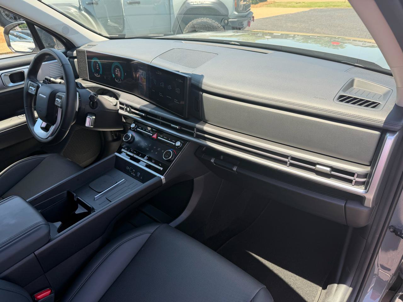 Used 2026 Hyundai Santa Fe SEL FWD image 17