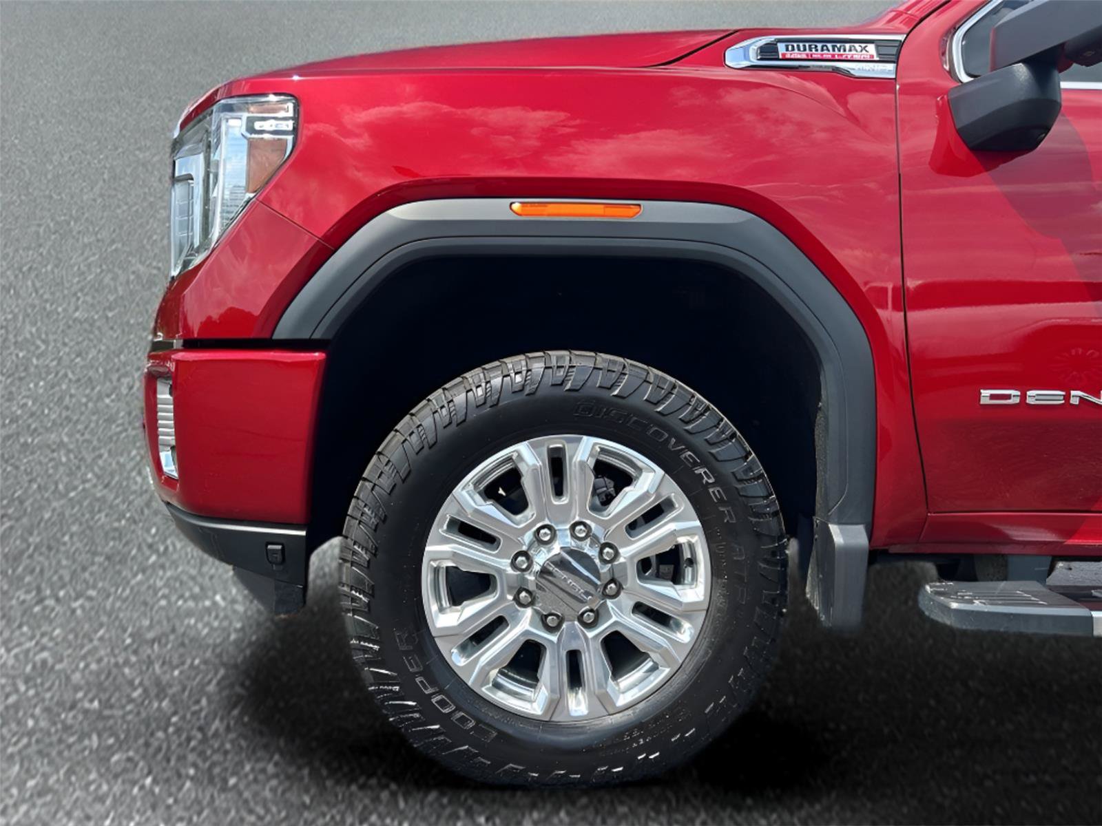 Used 2022 GMC Sierra 3500 Denali w/ Denali Ultimate Package AWD/4WD image 9