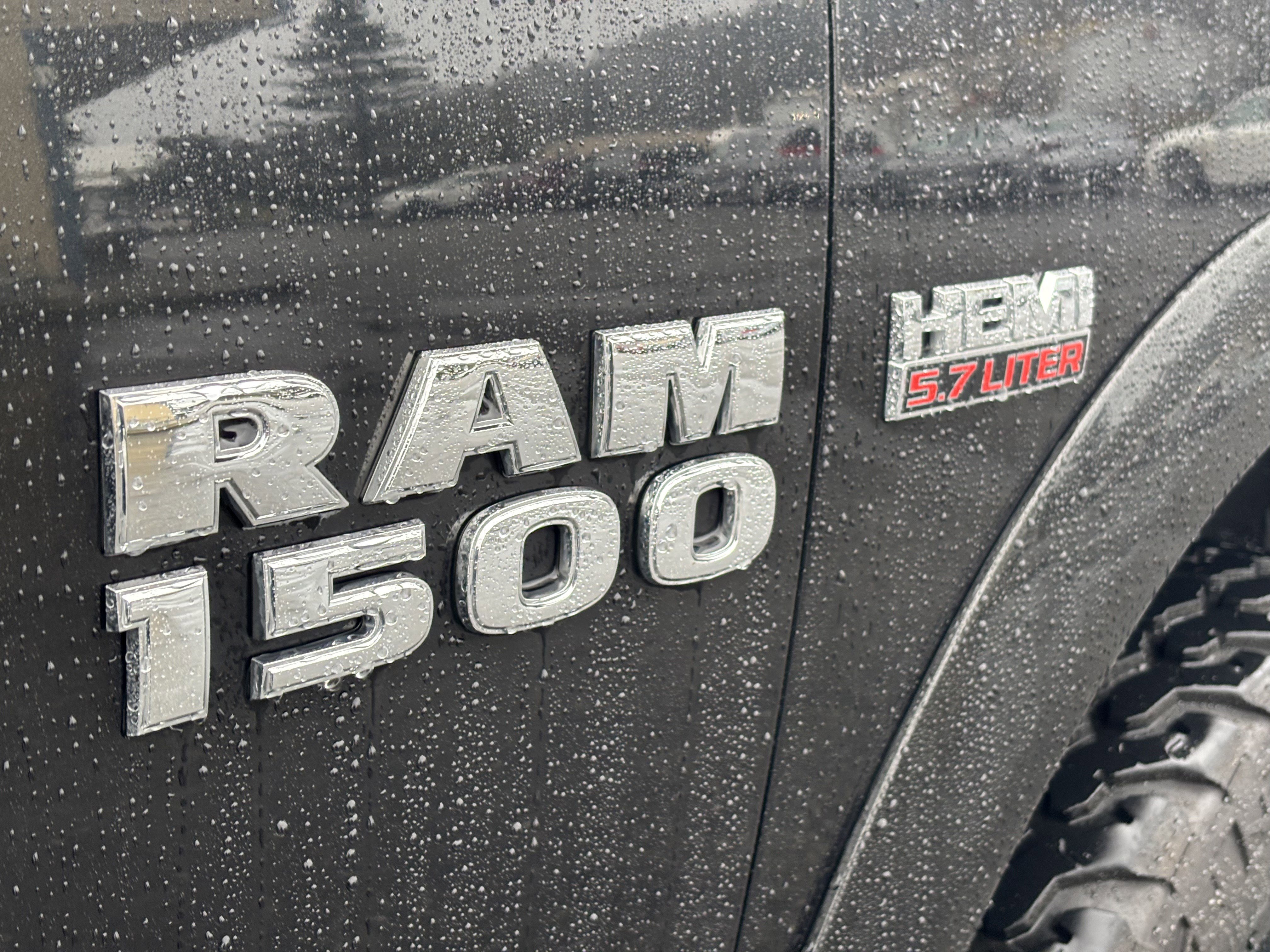 Used 2017 RAM 1500 Outdoorsman image 12