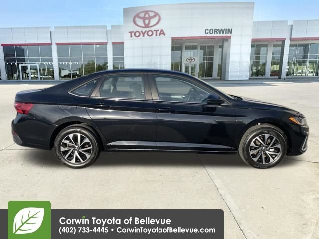 Used 2025 Volkswagen Jetta S image 6