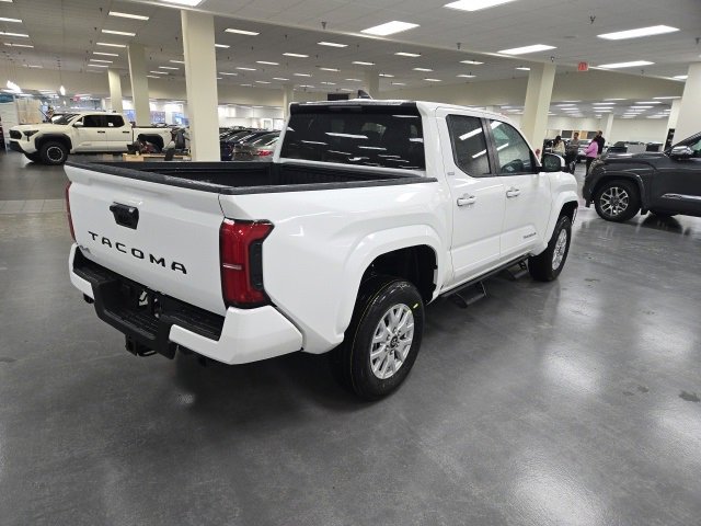 New 2026 Toyota Tacoma SR5 image 5