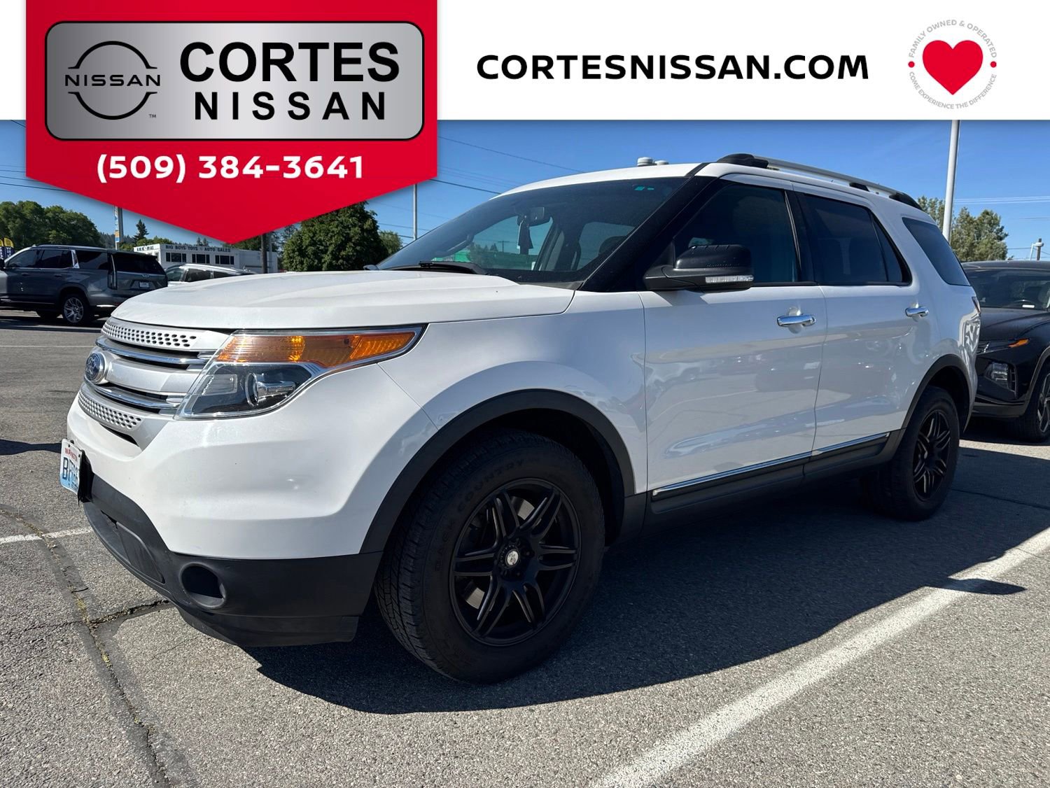 Used 2014 Ford Explorer XLT w/ Equipment Group 202A AWD/4WD image 1