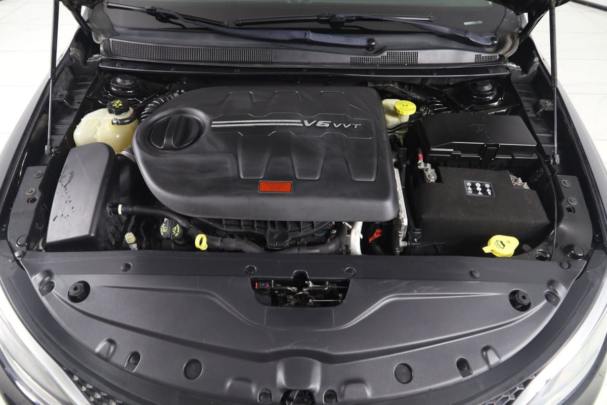Used 2015 Chrysler 200 C w/ Navigation & Sound Group I AWD/4WD image 49