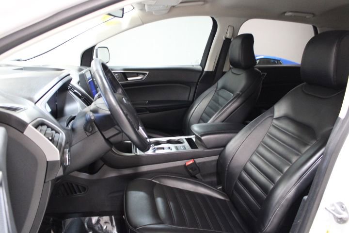 Used 2022 Ford Edge SEL image 17