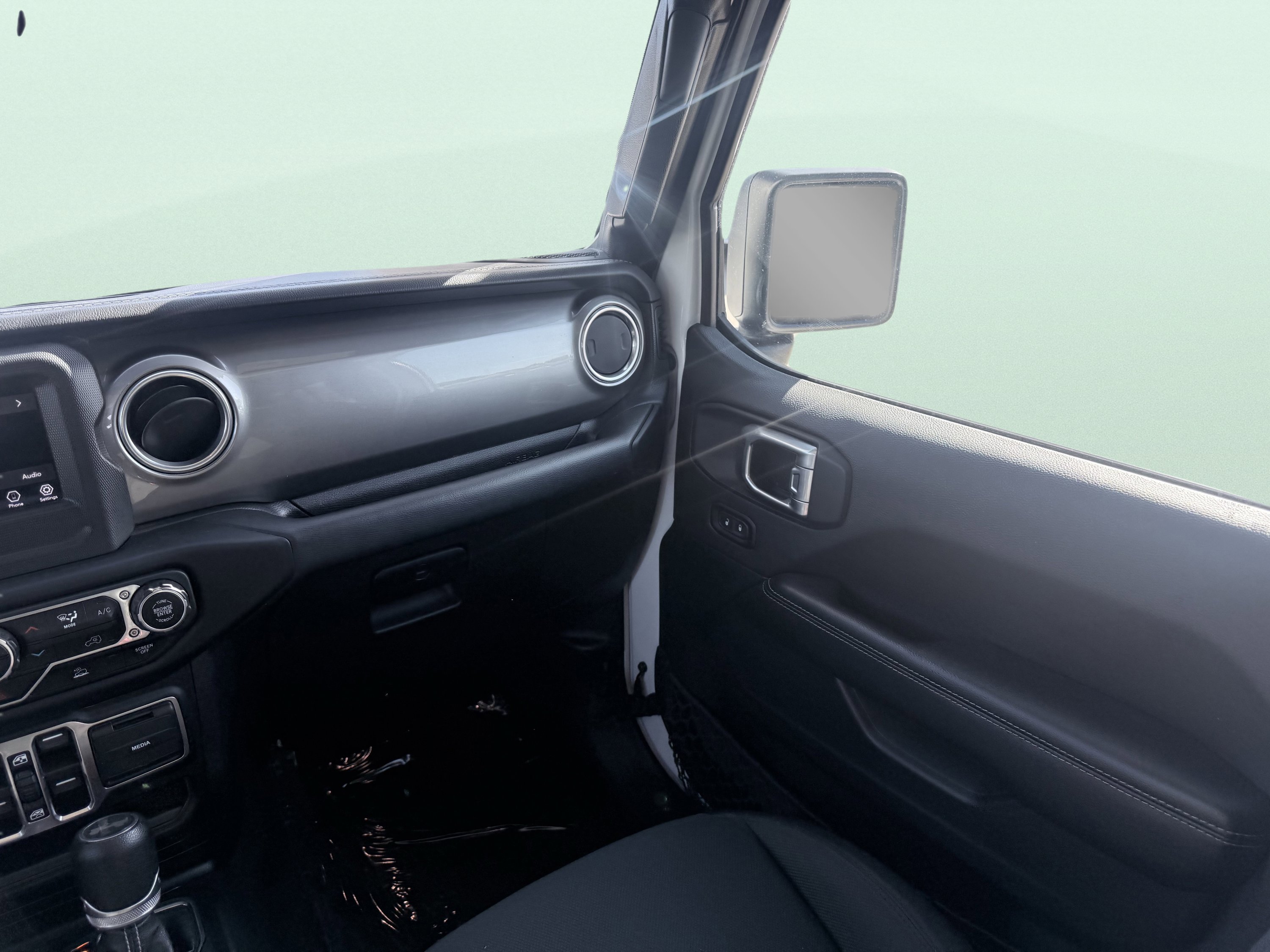 Used 2021 Jeep Wrangler Unlimited Sahara image 36