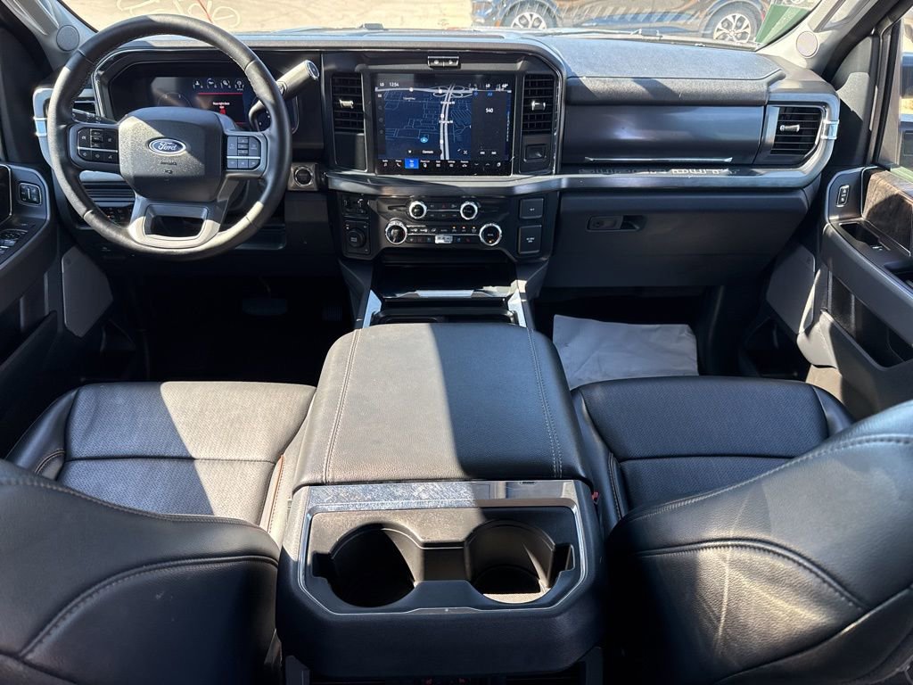 Used 2025 Ford F350 Lariat w/ FX4 Off-Road Package image 13