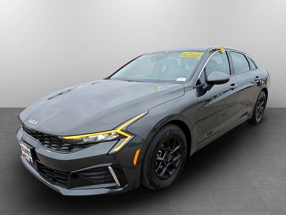 Used 2025 Kia K5 LXS image 12
