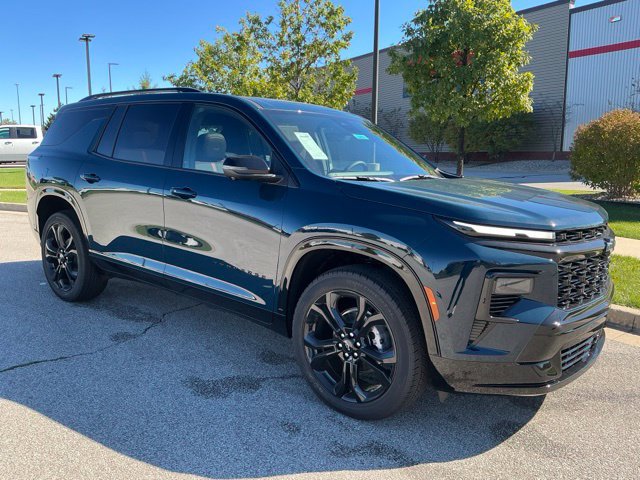 New 2027 Chevrolet Traverse RS w/ LPO, Floor Liner Package AWD/4WD image 2
