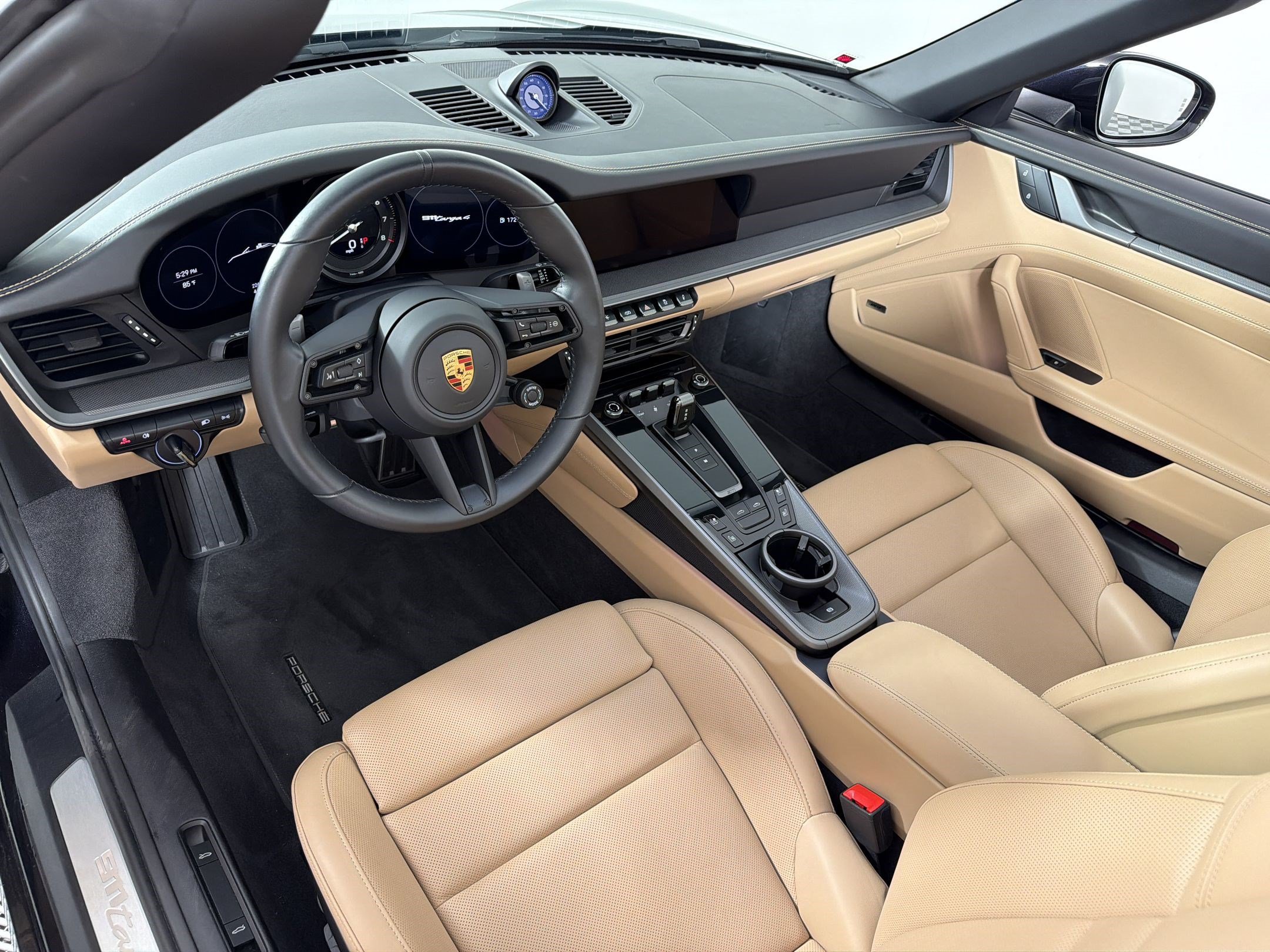 Certified 2024 Porsche 911 Targa 4 w/ Sport Package AWD/4WD image 4