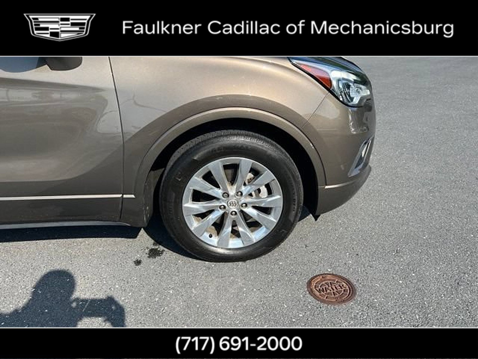 Used 2017 Buick Envision Essence FWD image 31