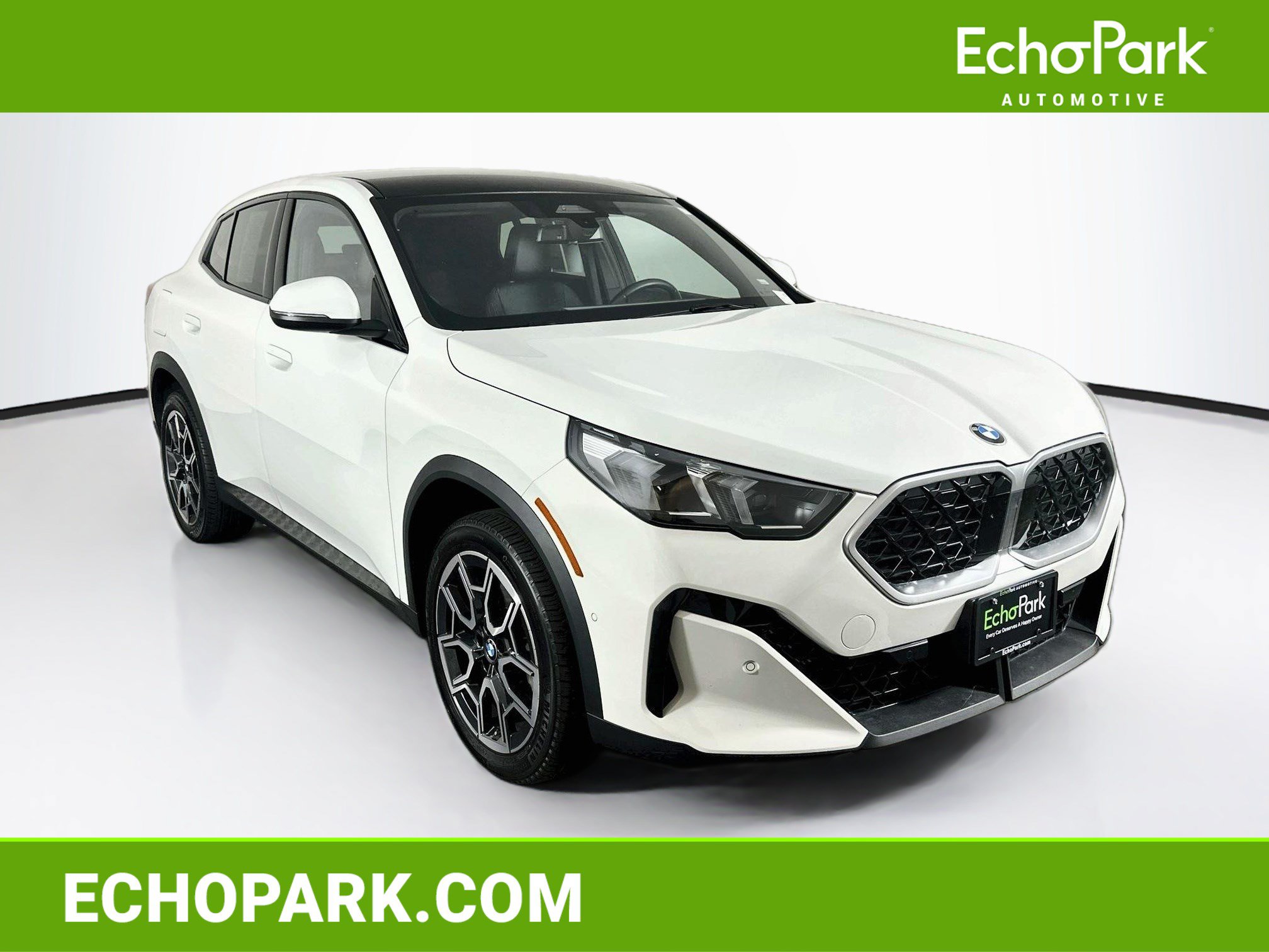 Used 2026 BMW X2 xDrive28i AWD/4WD image 1