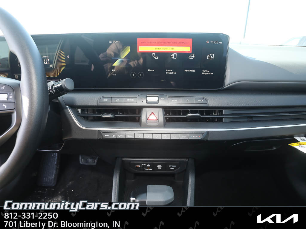 New 2025 Kia K4 LXS image 14