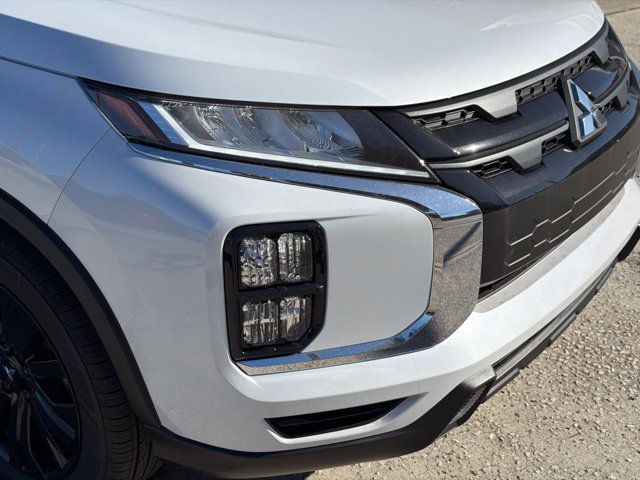 New 2027 Mitsubishi Outlander Sport LE FWD image 9