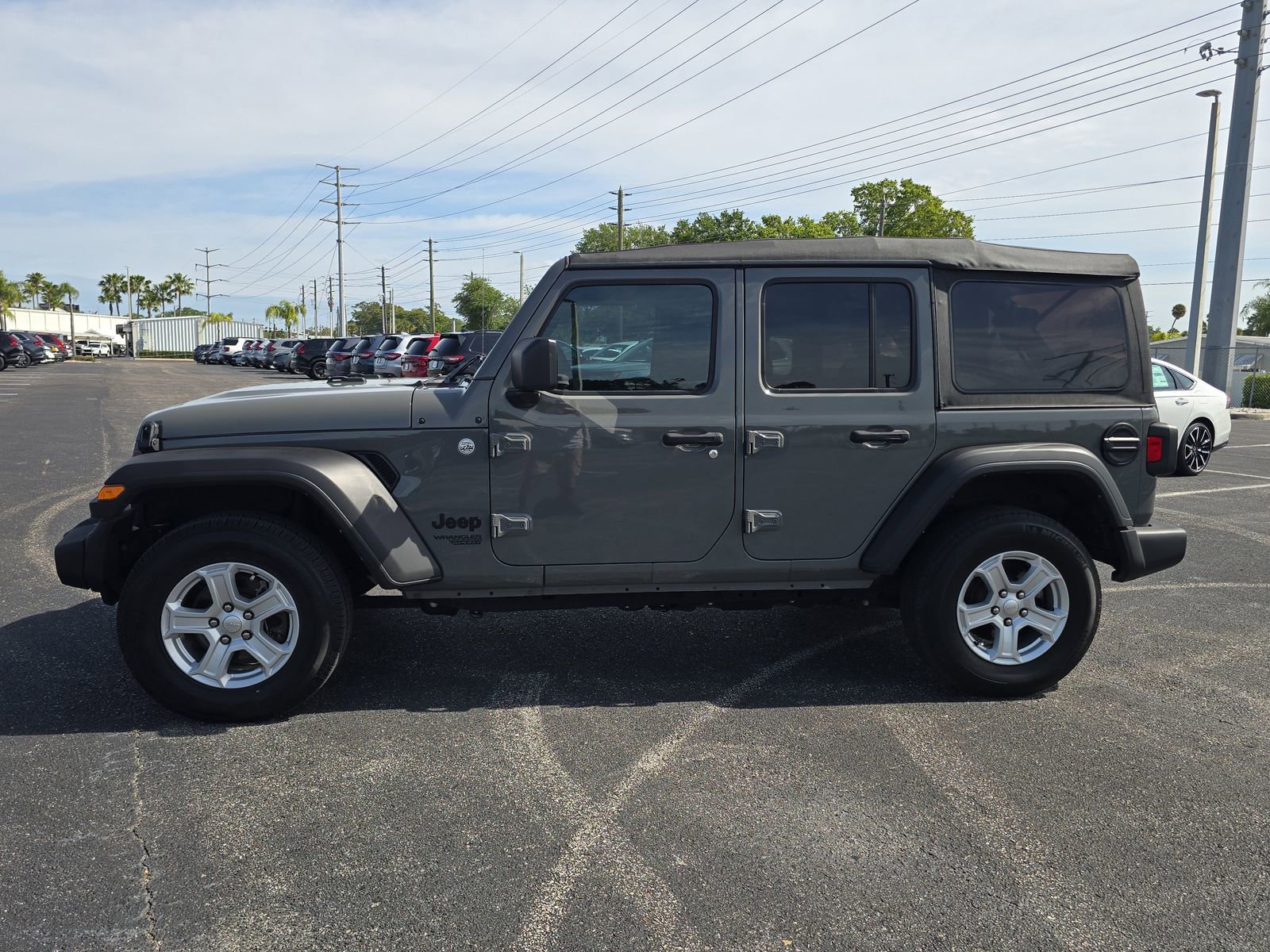 Used 2021 Jeep Wrangler Unlimited Sport image 6