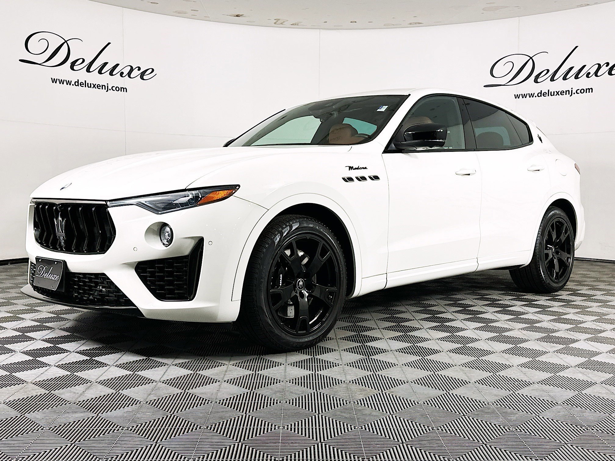 Used 2022 Maserati Levante Modena image 3