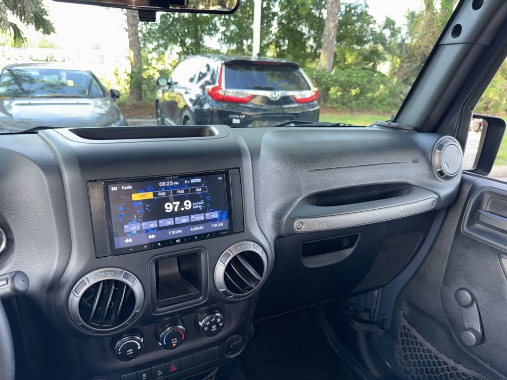 Used 2018 Jeep Wrangler Sport AWD/4WD image 57