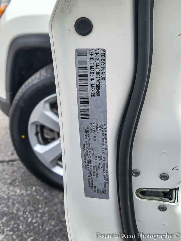 Used 2021 Jeep Compass Latitude image 33