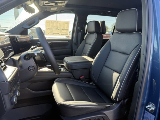 New 2026 Chevrolet Suburban Premier image 5
