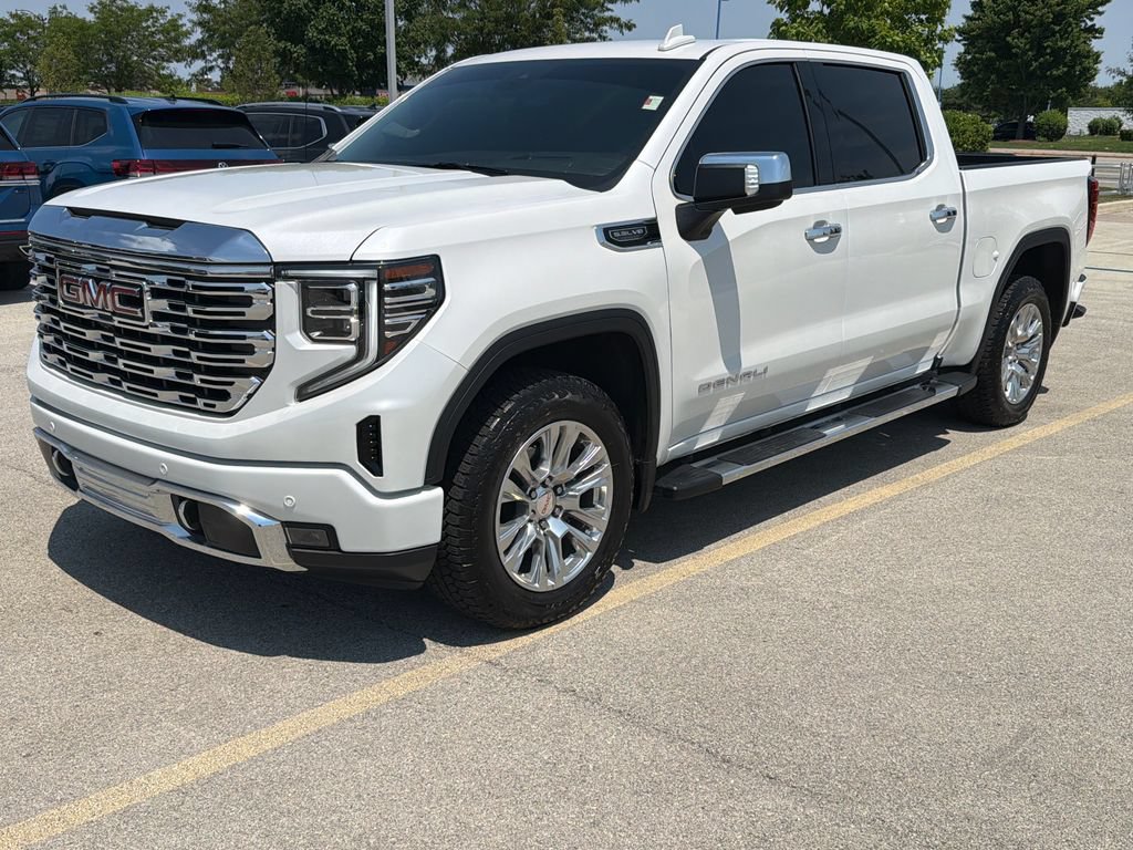 Used 2024 GMC Sierra 1500 Denali w/ Technology Package AWD/4WD video 3