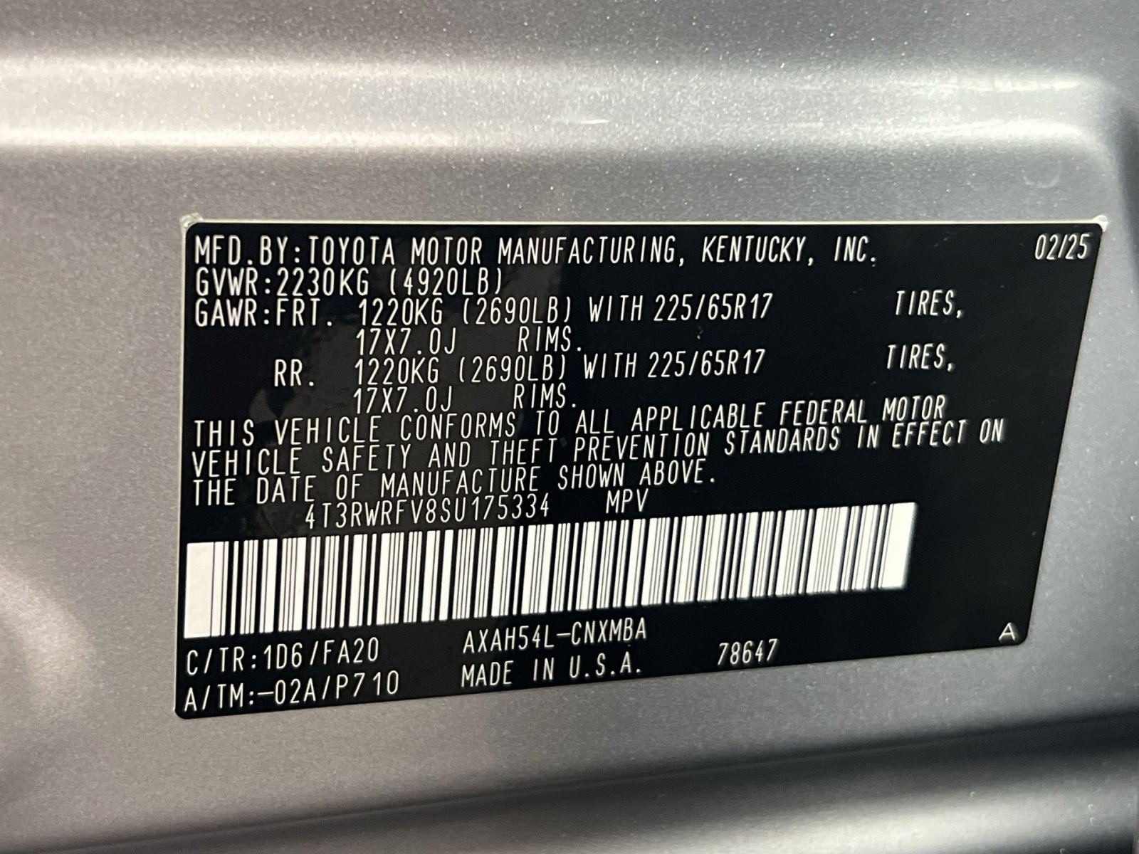 Used 2025 Toyota RAV4 XLE AWD/4WD image 30