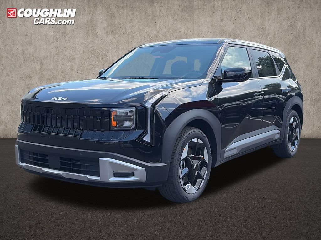 New 2027 Kia Seltos S FWD image 3