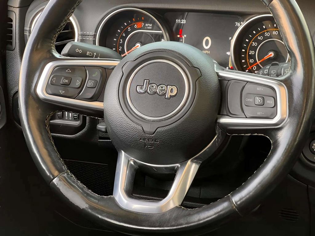 Used 2020 Jeep Wrangler Unlimited Sahara w/ Uconnect 4C Nav & Sound Group AWD/4WD image 16