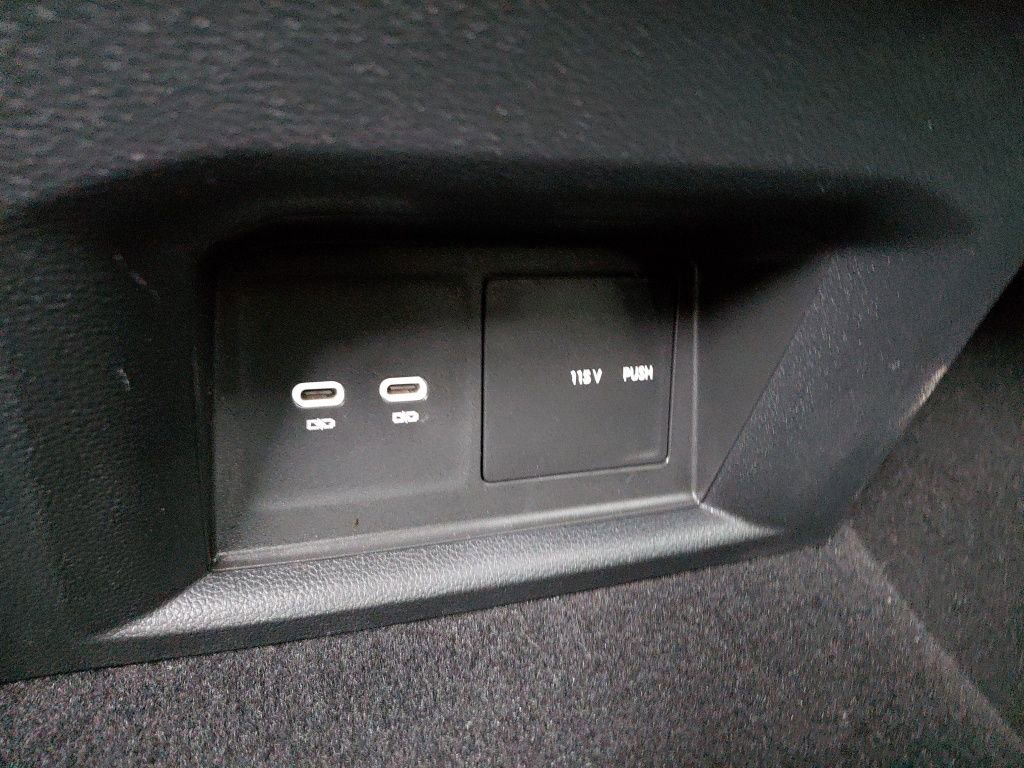 Used 2022 Volkswagen Atlas SEL Premium image 35