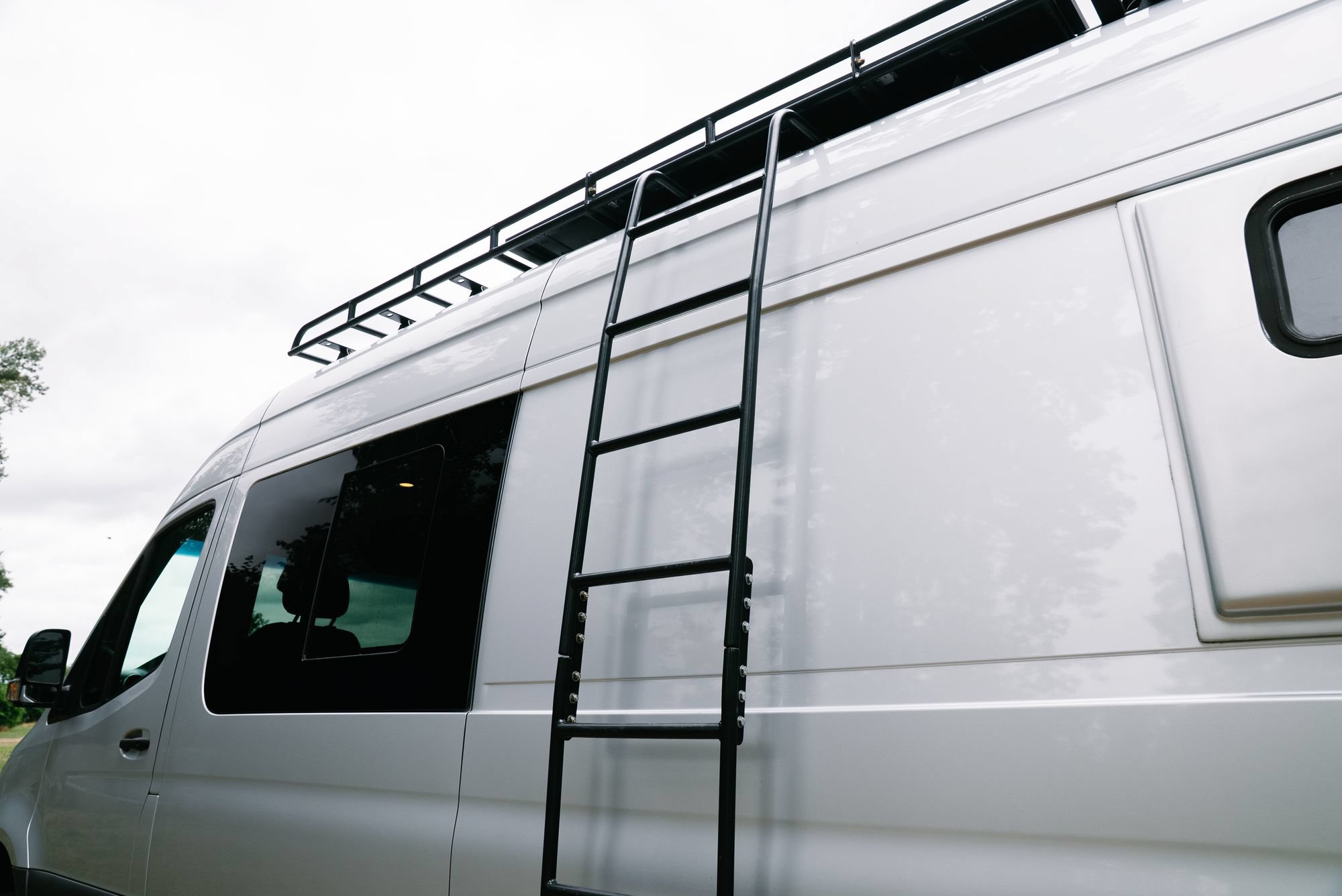Used 2020 Freightliner Sprinter 2500 AWD/4WD image 8