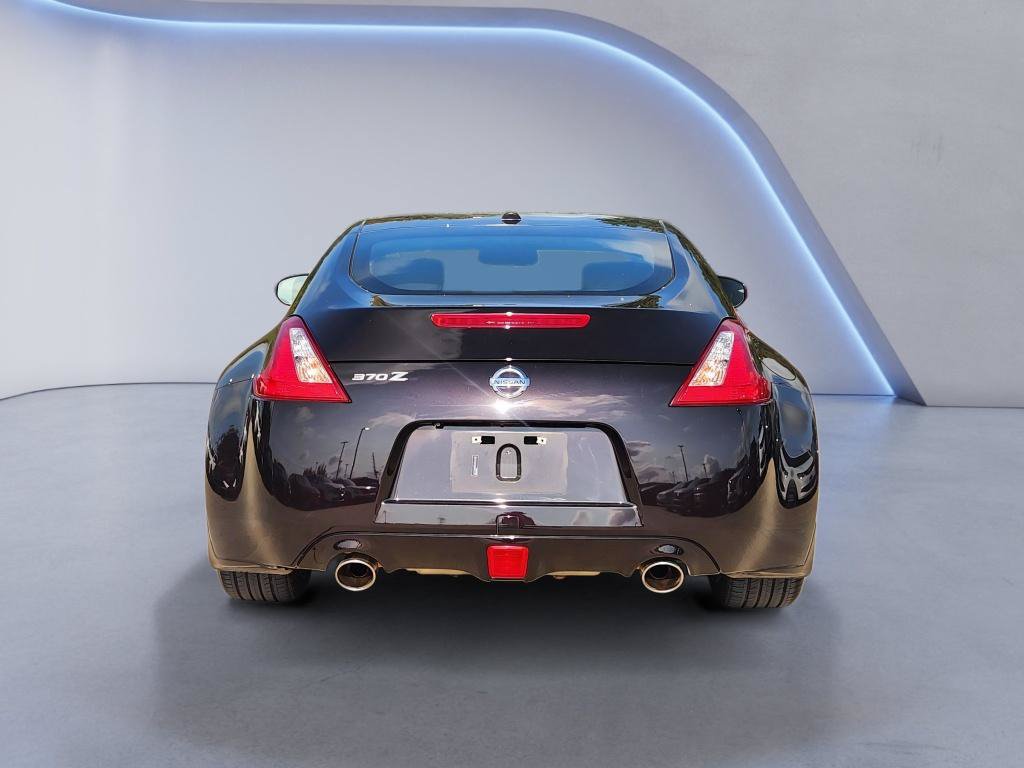 Used 2016 Nissan 370Z Touring RWD image 7