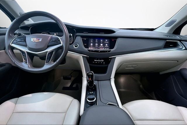 Used 2021 Cadillac XT5 Premium Luxury image 14