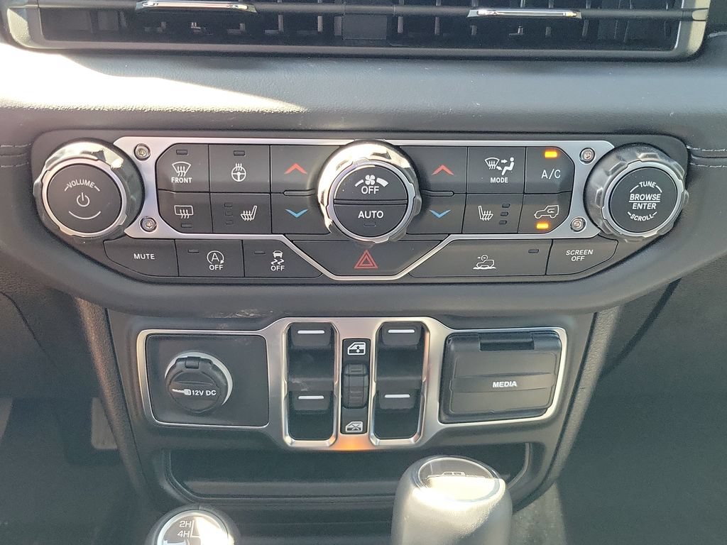 New 2026 Jeep Gladiator Sport AWD/4WD image 20